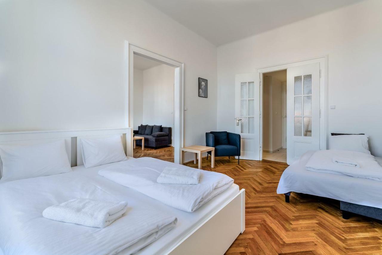 Avantguard Apartments Prague Exterior photo